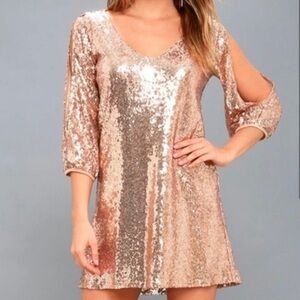 lulus moment to shine dress size small NWT